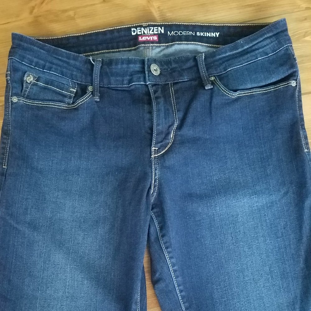 Womens Denizen Levi's Skinny Jeans Size 10 M